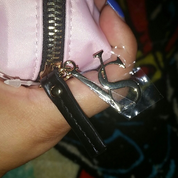 Victoria's Secret makeup/pencil case - Picture 4 of 4