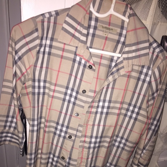 Burberry blouse in very good condition.