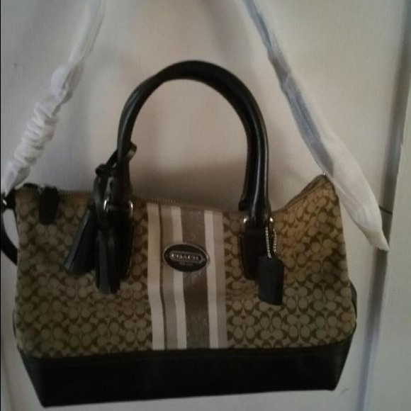 Beautiful Coach handbag - Picture 4 of 4