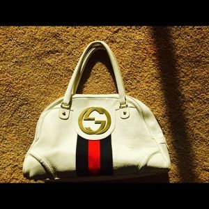 Authentic! Gucci Vintage Leather GG Bowling Bag