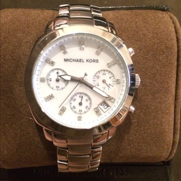 Michael Kors Jewelry - Michael Kors Chronograph Watch (style 5092)