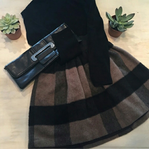 Anthropologie Dresses & Skirts - Anthro Wool Skirt Sz 2/ Fits like 00