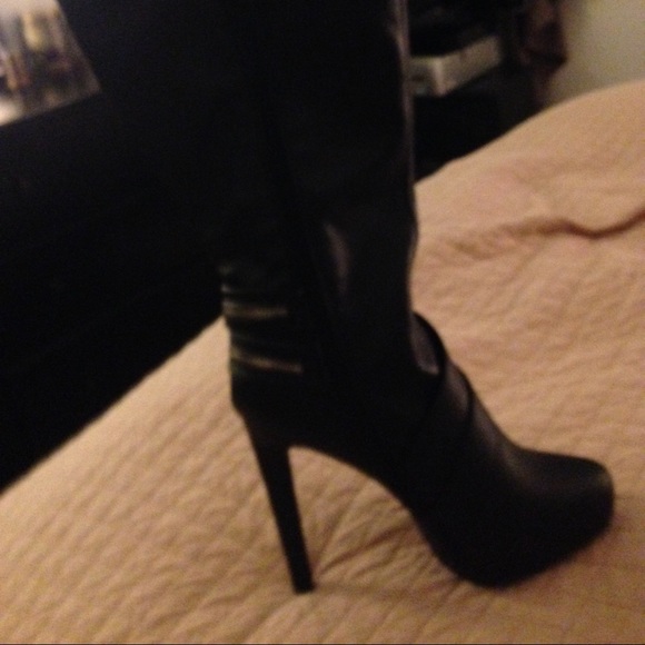 Black high heel boots brand new size 5.5