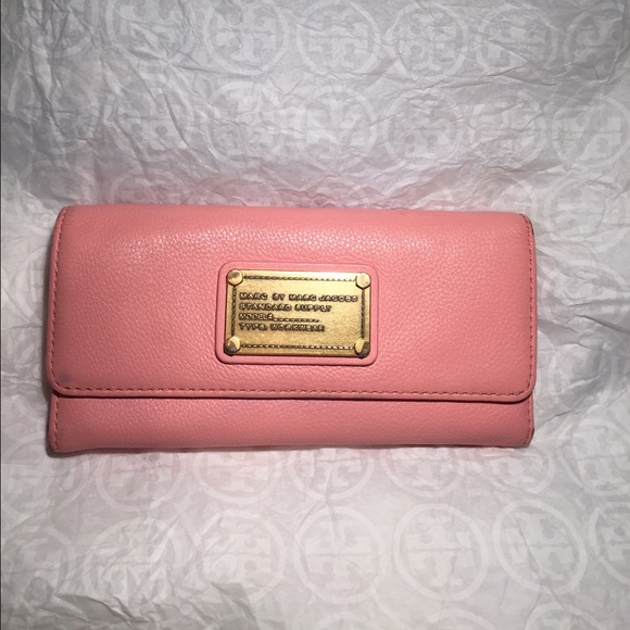 Marc by Marc Jacobs Classic Q Long Trifold Wallet