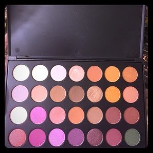Morphe brushes Jaclyn hill favorites palette