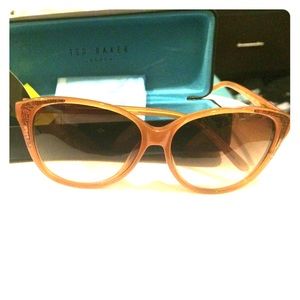 Ted Baker Karenza sunglasses