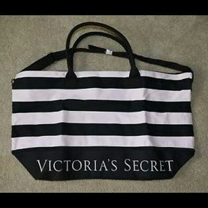 Victoria's Secret getaway tote