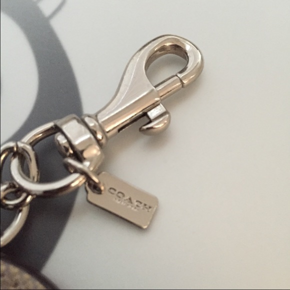 UNUSED Coach red heart keychain key fob❤️💕 - Picture 3 of 4
