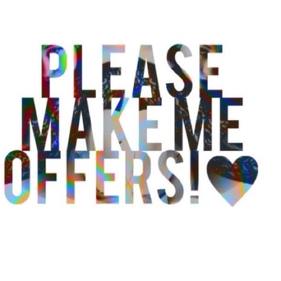 ACCEPTING REASONABLE OFFER👏🏽