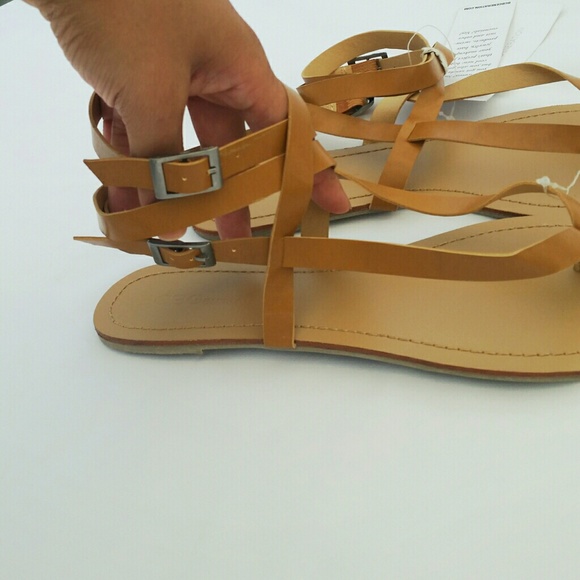 BCBGeneration Lilc Sandals - Picture 3 of 4