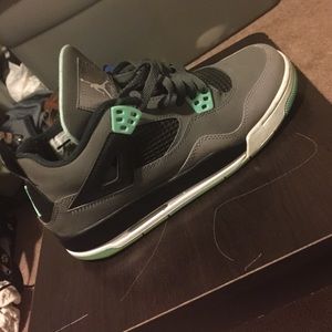 Green Glow Jordan 4's