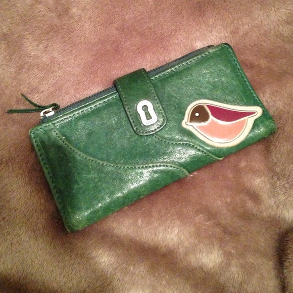Fossil wallet 💚