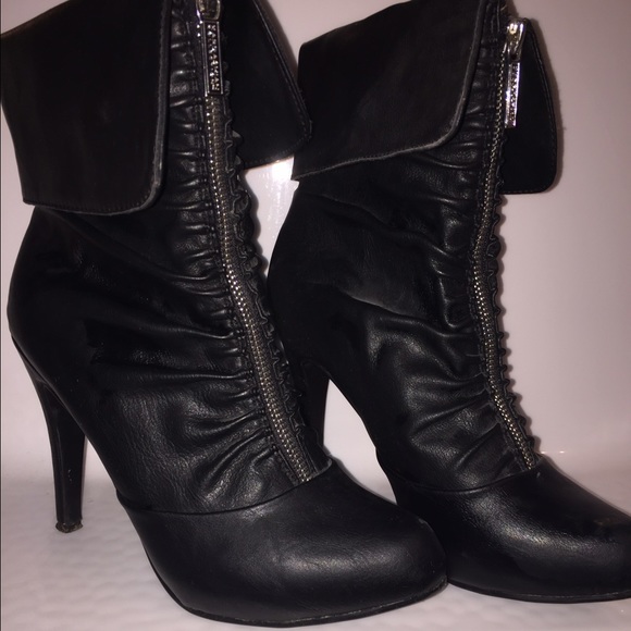 Kardashian Boots- black zip front