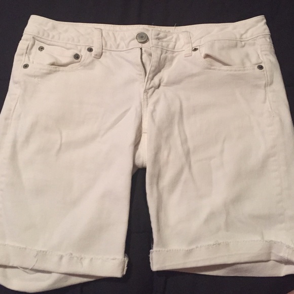 White shorts❤️
