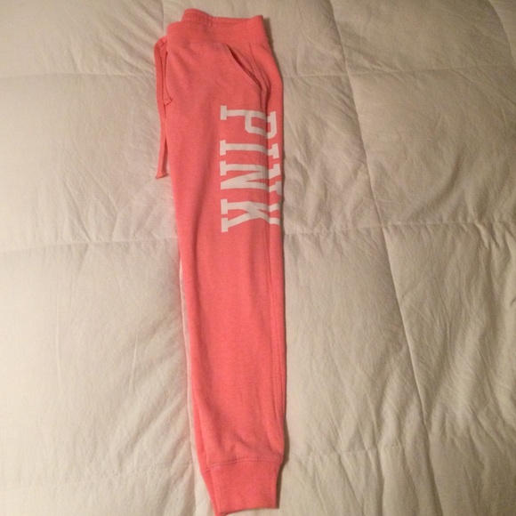 Nwot vs sweat pants