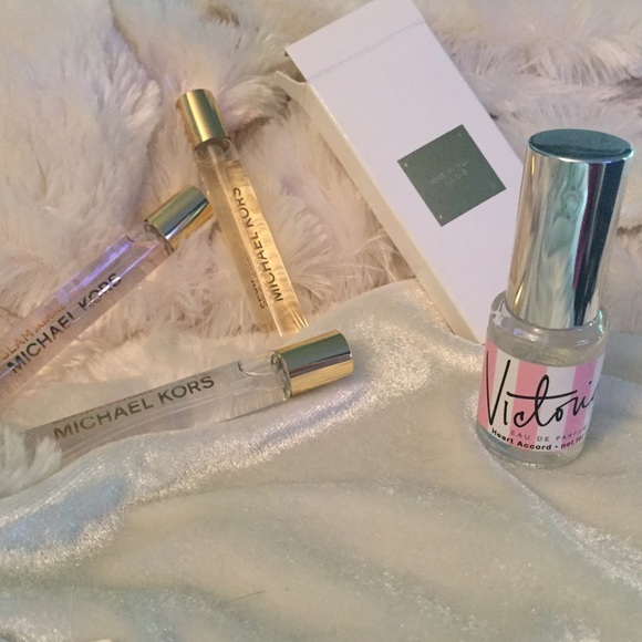 Michael Kors Perfume Rollerball Set and Victoria