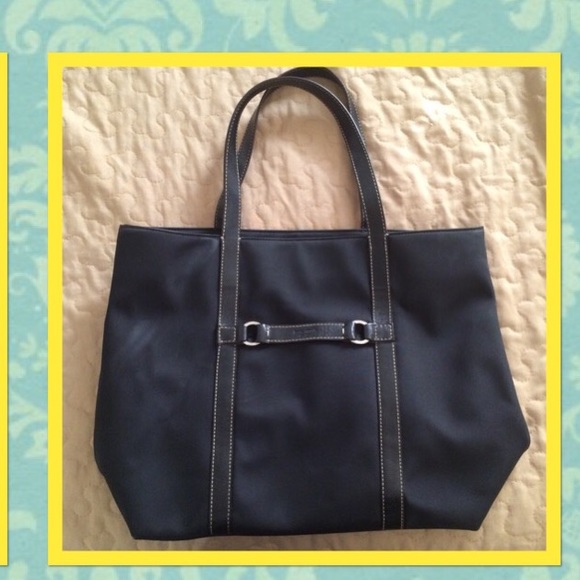 black kate spade nylon with leather handle 12324
