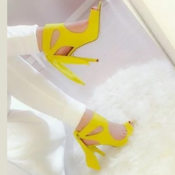 Zara Leather High Heel Sandals 6 - Picture 4 of 4