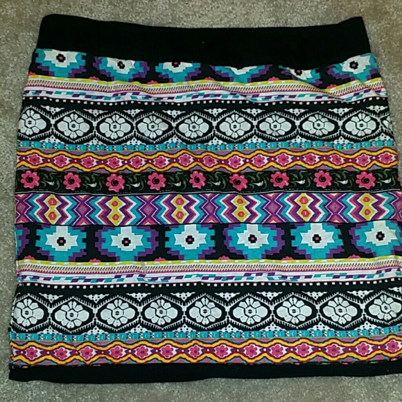 Floral/ Tribal Mini Bodycon Skirt - Picture 3 of 3