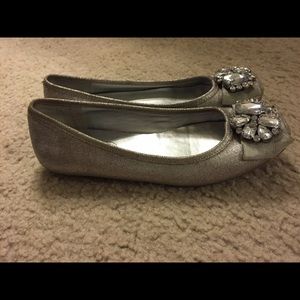 Jessica Simpson silver flats