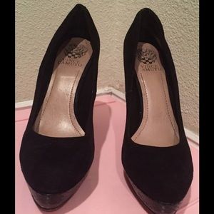 Vince Camuto Black Pumps