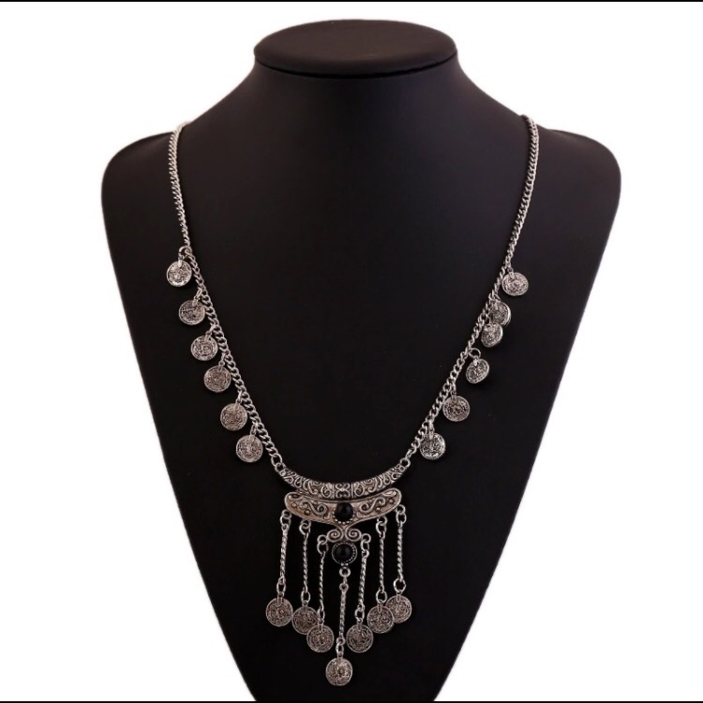 🆕 Boho Coin Necklace - Picture 4 of 8
