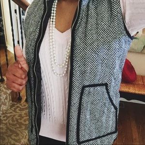 "J.crew" herringbone quilted black and white vest
