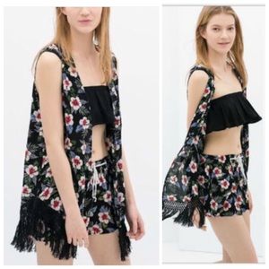 Floral kimono with fringe