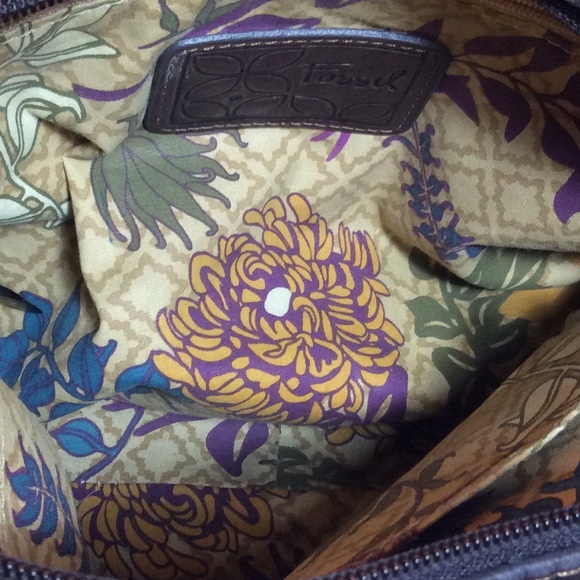 SOLD IN BUNDLE🌺CHOCOLATE BROWN FOSSIL CROSSBODY - Picture 4 of 4