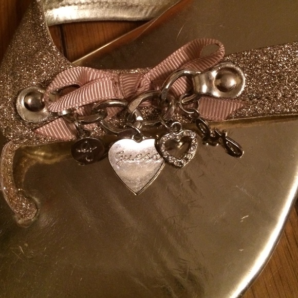 Guess sandals - Picture 2 of 3