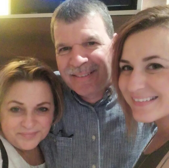 🎈MEET YOUR SELLER🎈 - Picture 7 of 8