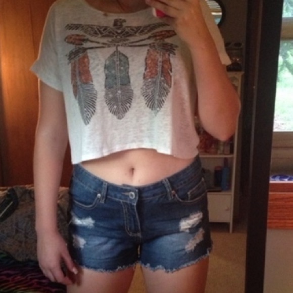 Crop top.