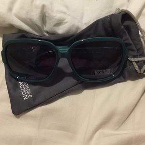 Kenneth Cole reaction sunglasses