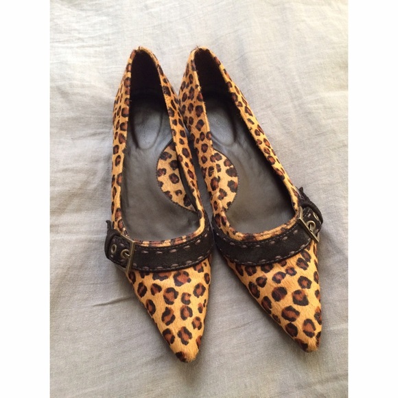 Printed Pointed Flats