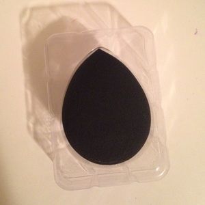 black beauty blender