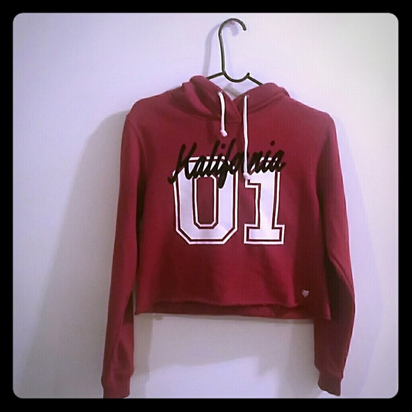 Cropped Red  Hoodie - Picture 1 of 1