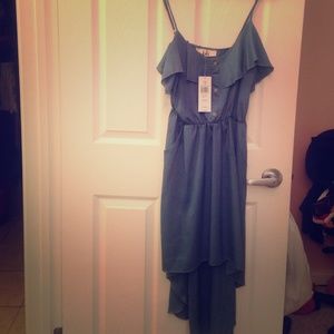 Spaghetti strap flowey summer dress. ☀️