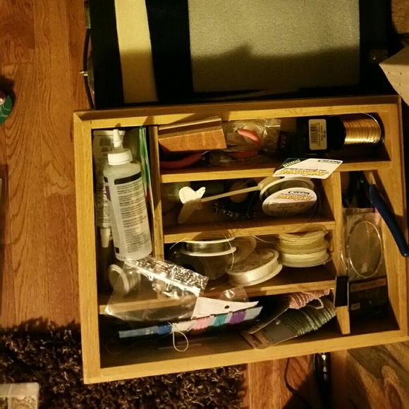 Sold**Everything you need to start making your own - Picture 3 of 4