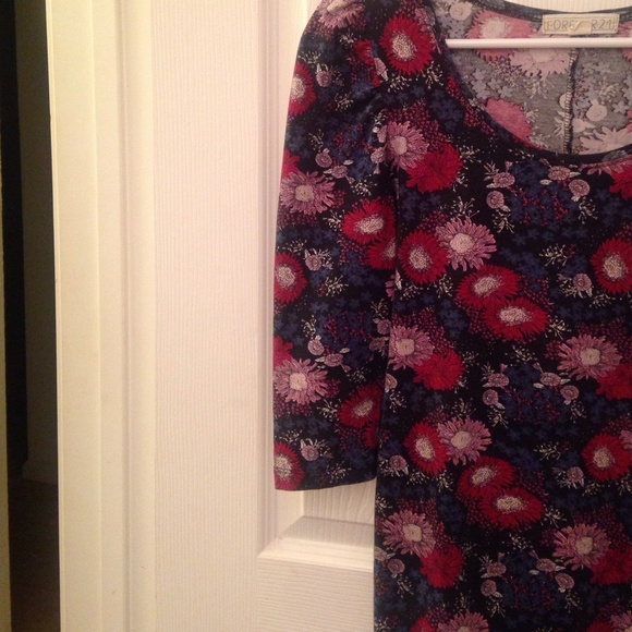 Dress - Picture 2 of 3