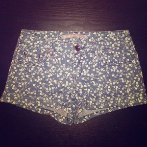 Floral printed denim shorts