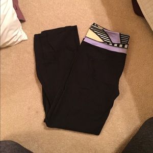 LULULEMON BUNDLE GROOVE PANTS