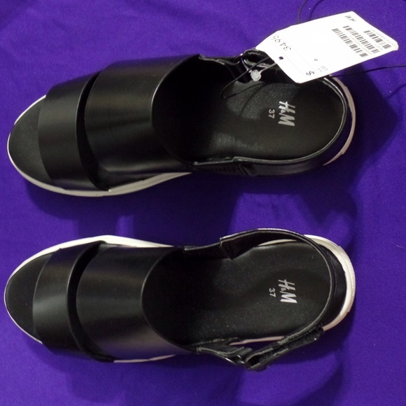 SOLD OUT H&M Flatform Sandals