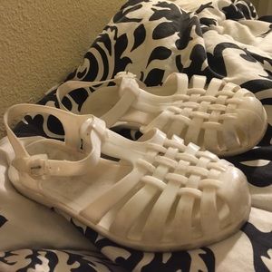 White jellies