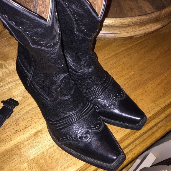 Ariat "Dixie" worn once