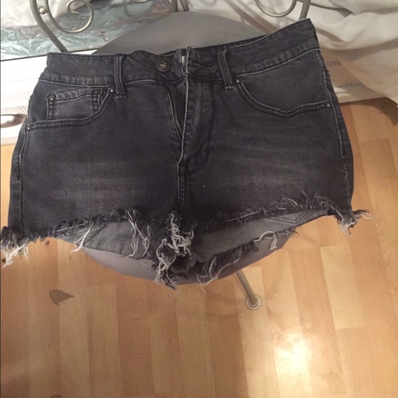 Bullhead shorts