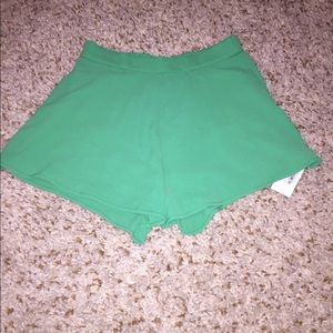 Green high waisted shorts