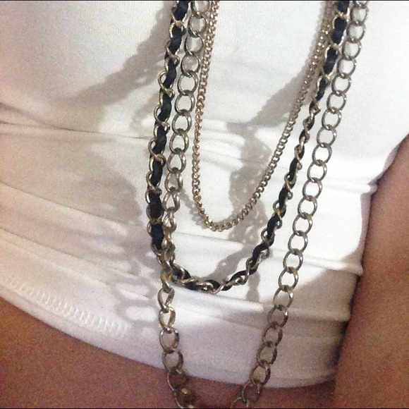 Black & gold chain ribbon tie statement necklace - Picture 4 of 4