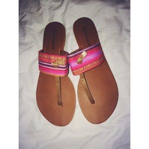 🔸SOLD 🔸Francesca's Thong Tribal Sandals