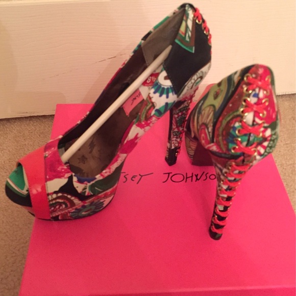 Betsey Johnson super cute never worn stilettos