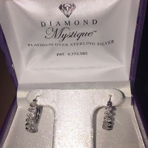 NEVER WORN. BRAND NEW!